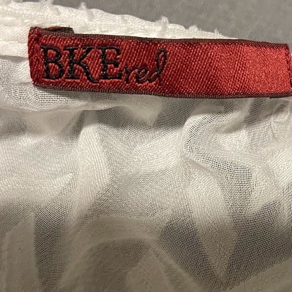 BKE White sheer/see through top - Picture 9 of 10